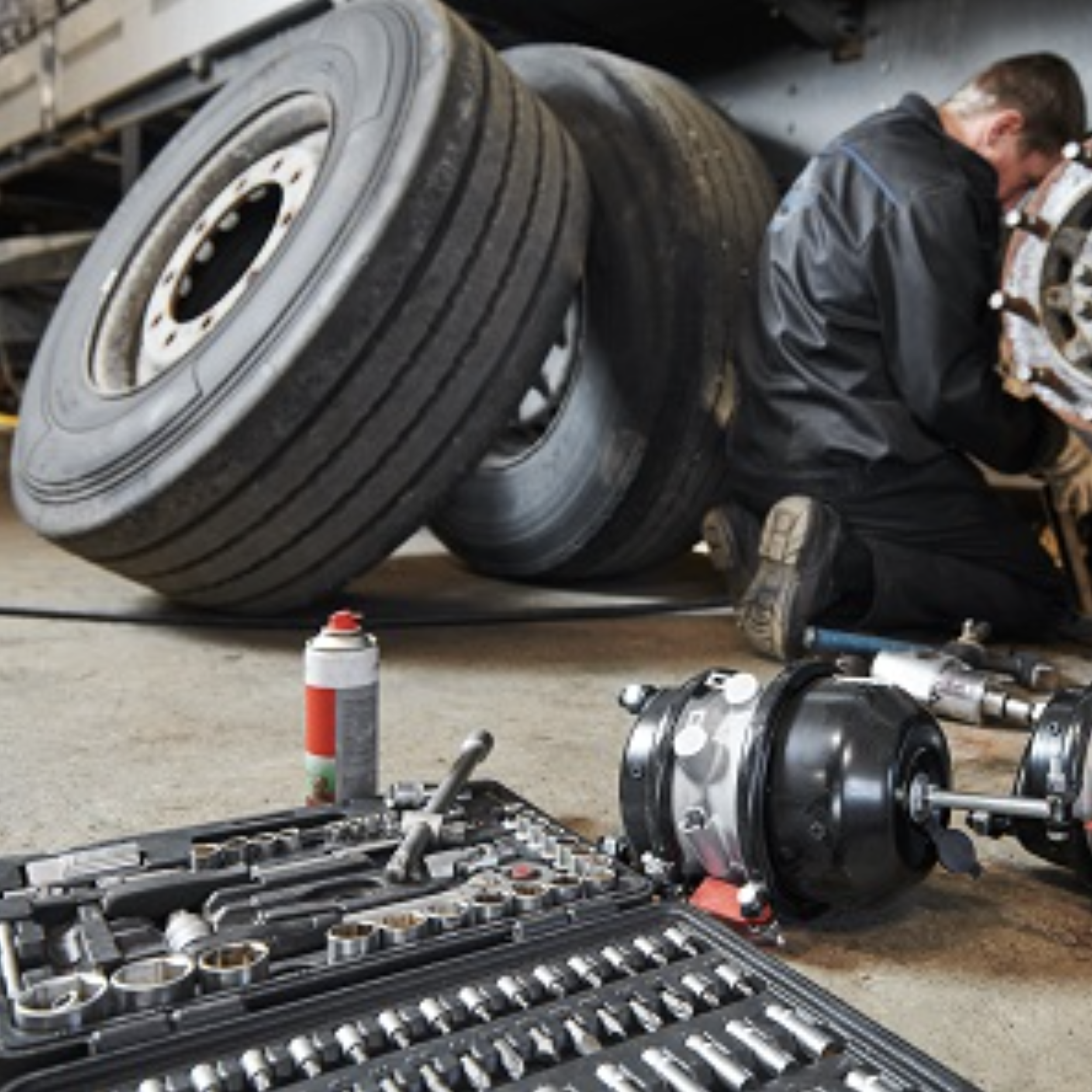 24 Hour Truck Repair in Phoenix